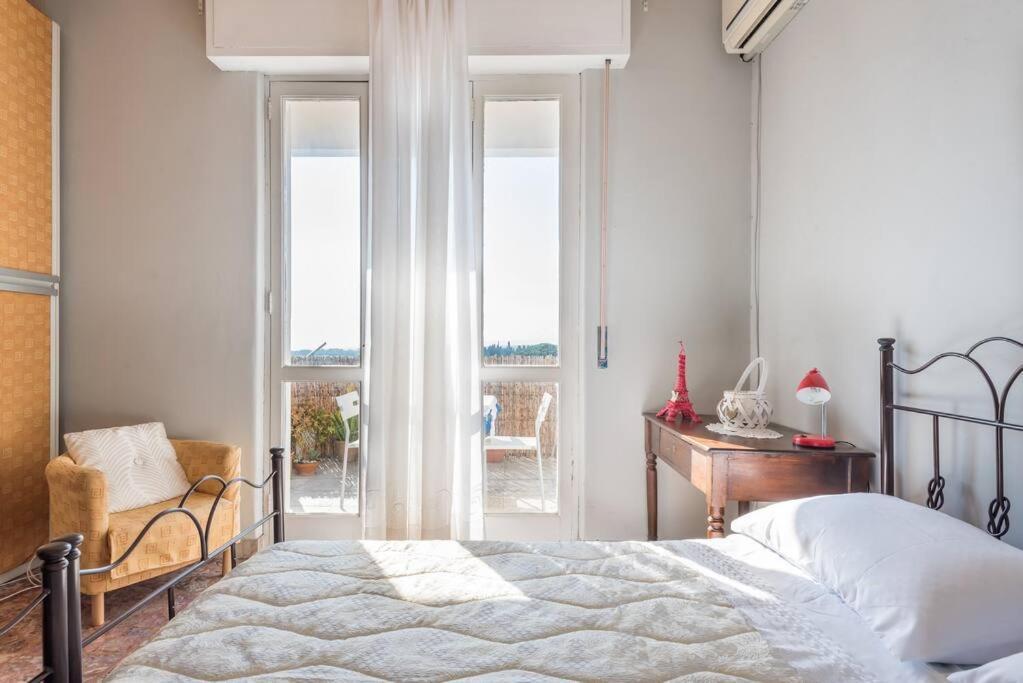 Top Floor Apartment Near Historic Fortino Catania Esterno foto