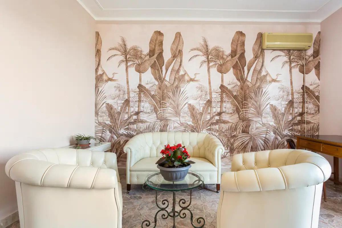 Top Floor Apartment Near Historic Fortino Catania Esterno foto